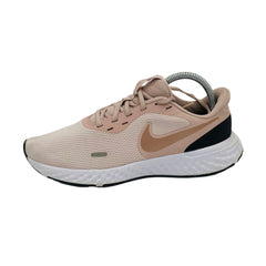 Nike Revolution