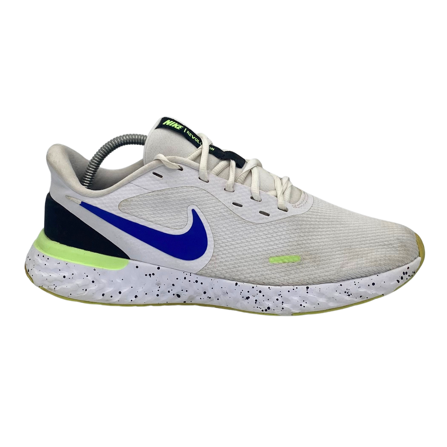 Nike Revolution